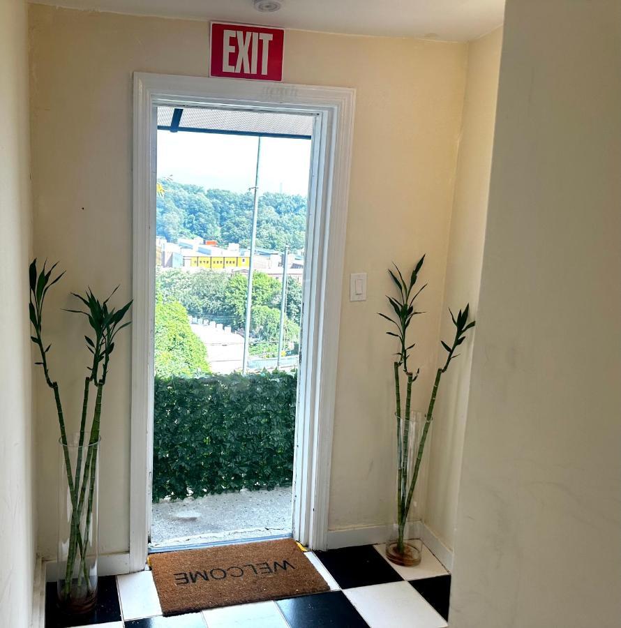 4-A Diamond In Yonkers Hotel Екстериор снимка