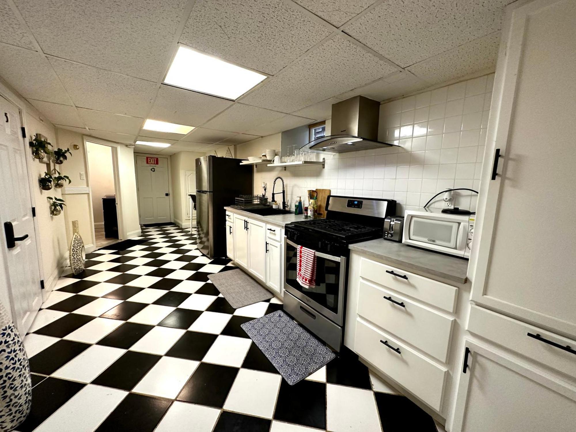 4-A Diamond In Yonkers Hotel Екстериор снимка